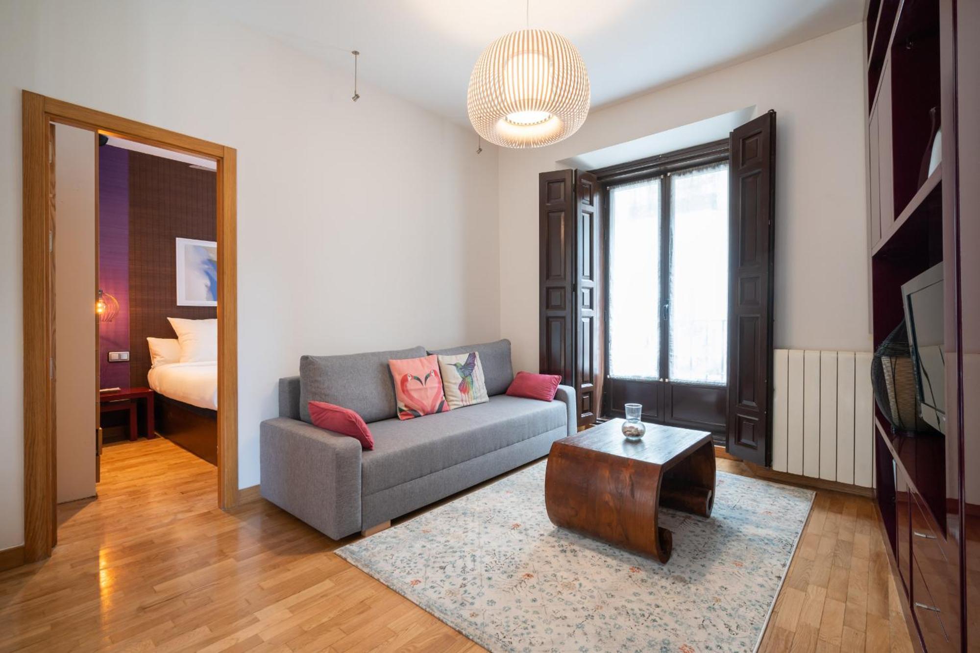 Apartamento Exterior En Lavapies Alquiler Temporal Madrid Eksteriør bilde