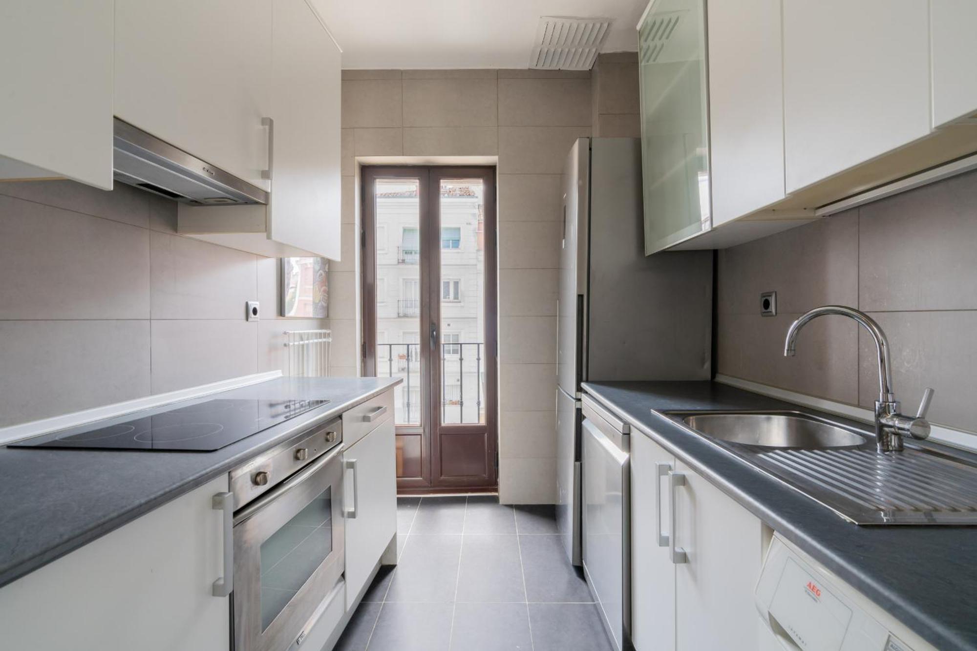 Apartamento Exterior En Lavapies Alquiler Temporal Madrid Eksteriør bilde